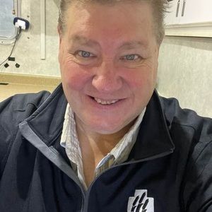 Meet your Posher, Scott